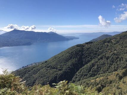 Photo de Enrico Schneider le long du parcours