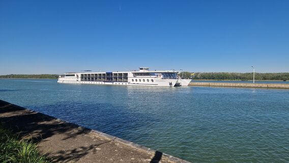 Fotografija s spletne strani Erwin Girsch na poti