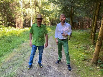 Raus aus der Stadt, direkt in den Wald