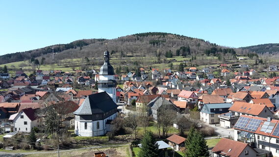 Rundwanderweg Kieferle/Knüllfeld - Blick auf Steinbach-Hallenberg