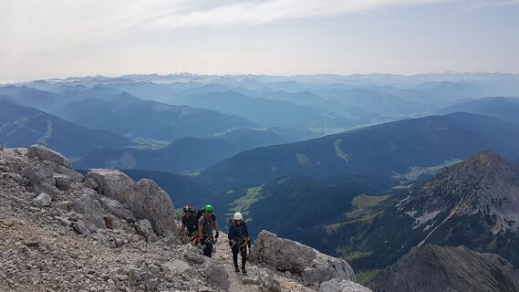 Fotografija s spletne strani schenkeli na poti