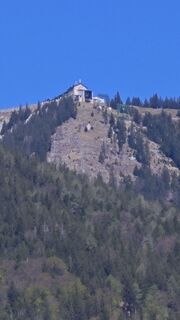 Fotografija s spletne strani May Englisch na poti