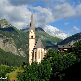 Wir beginnen unsere Wanderung im malerischen Heiligenblut am Fuße des Großglockners.