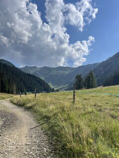 Fotografija s spletne strani Maiwenndanard na poti