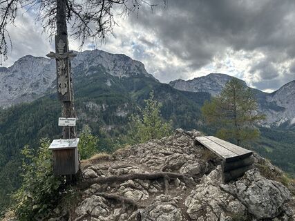 Fotografija s spletne strani Manuel Leitner na poti