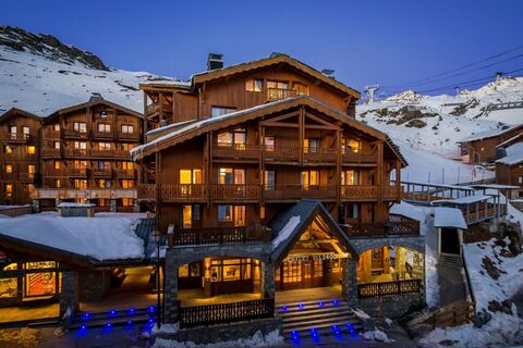 Chalet Val 2400
