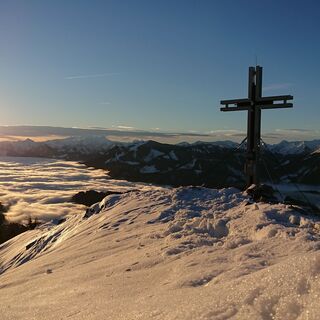 Gipfelkreuz im Winter