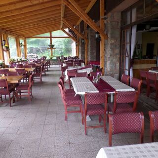 Carapicev Brest, Aval, Beli Potok