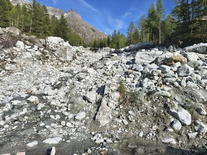 Fotografija s spletne strani Samuel na poti