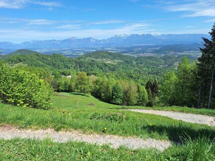 Zdjęcie z Martin Debeljak wzdłuż trasy