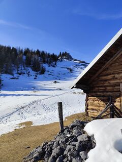 Fotografija s spletne strani Margit Leitner 1 na poti