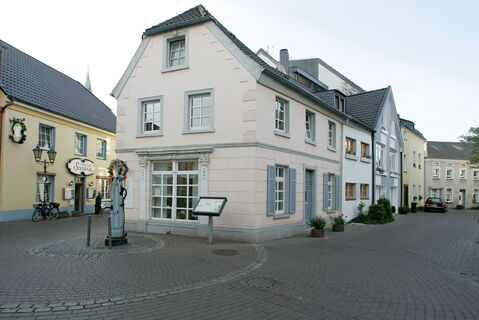 Wöllepumpe in der Dinslakener Altstadt
