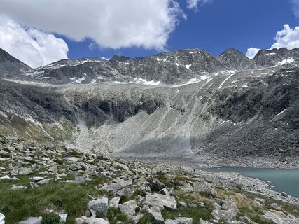 Fotografija s spletne strani Emi na poti