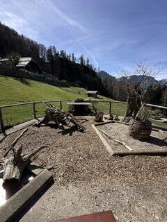 Fotografija s spletne strani Babs Holz na poti