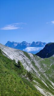 Zdjęcie z Ivana Kostic wzdłuż trasy