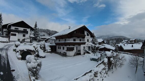 Ferienwohnungen Fragenstein