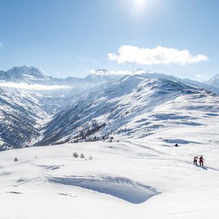 Vom Gebidempass aus haben Sie einen wunderbaren Blick ins Nanztal