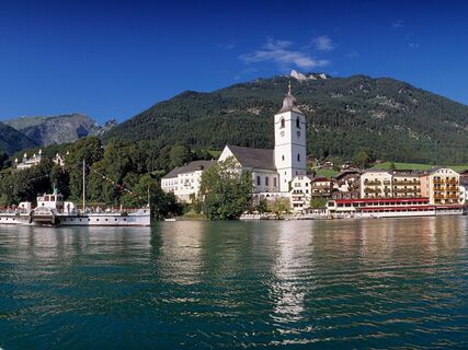 Kaiser Franz Josef Schiff mit Kirche