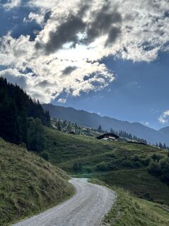 Fotografija s spletne strani Robert Hofbauer 1 na poti