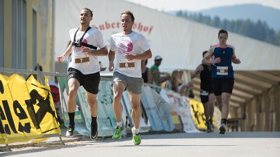 Zieleinlauf beim Koralpenlauf 2015