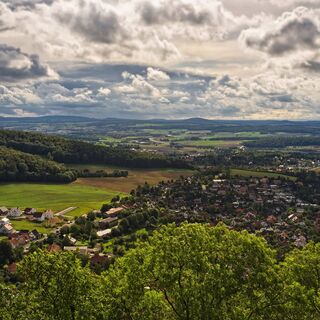Blick von der Burg Plesse auf Eddigehausen