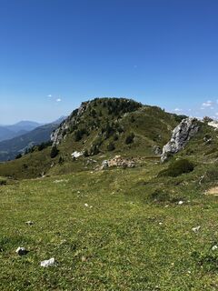 Фото с сайта Akšru Urška во время экскурсии