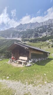 Fotografia z Željko Golić na trase