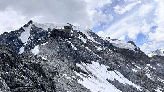 Photo de Alexander Knee le long du parcours