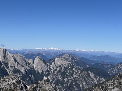 Fotografija s spletne strani Sabine Monay na poti