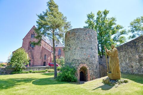 MSLT Burgruine und Stiftskirche, Amoeneburg