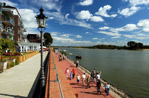 Rheinpromenade auf 3 Ebenen
