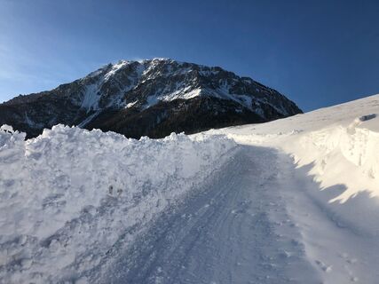 Wandern im Winter auf den Fadensattel