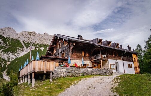 2019_Karwendel_Hoehenweg_bizcomburns_craftfilm (82).jpg