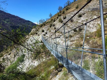 Die Hängebrücke von Ossona