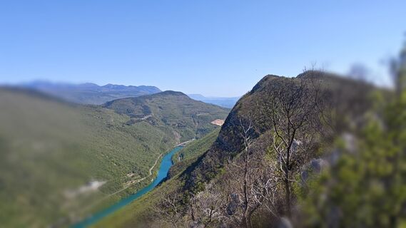 Fotografija s spletne strani Franca Škarja na poti