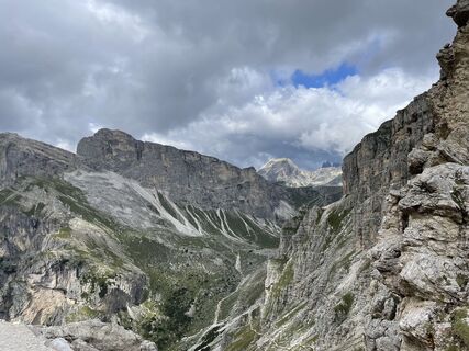Fotografija s spletne strani Roberto Lampugnani na poti