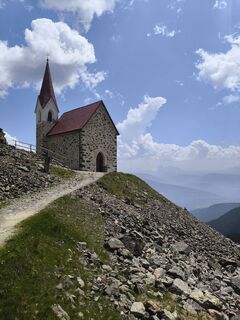 Fotografija s spletne strani Mirko Stefani na poti