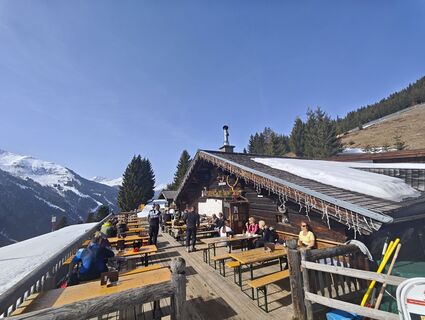 Fotografija s spletne strani Michi Steiert na poti