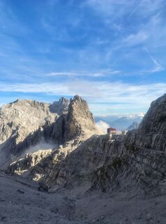 Fotografija s spletne strani corrado na poti