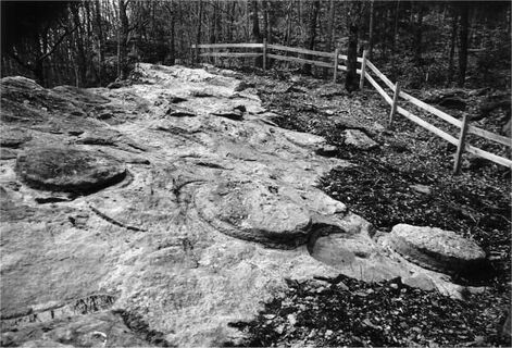 Mühlsteinabbau am Melser Geoweg
