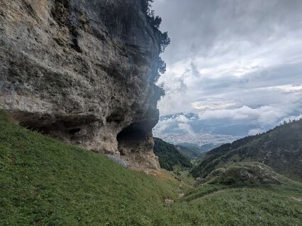 Fotografija s spletne strani Alex Ander 5 na poti