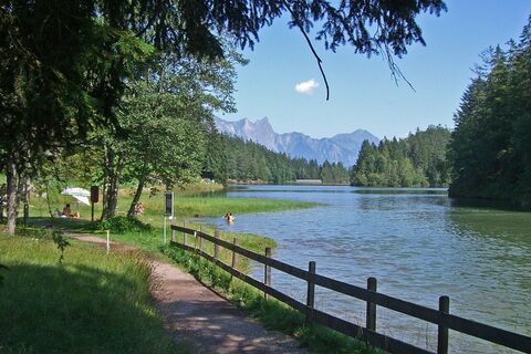 Baden im Chapfensee