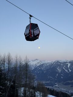 Fotografija s spletne strani Berg Noar na poti
