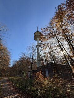 Märchenhütte am Fernsehturm Herbstimpressionen 