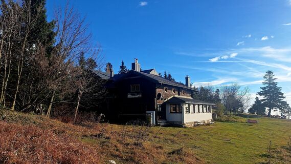 Zdjęcie z Regina Fleischmann wzdłuż trasy