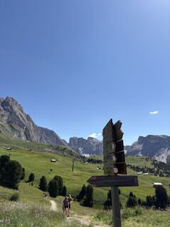 Fotografija s spletne strani Elisa Thewanger na poti