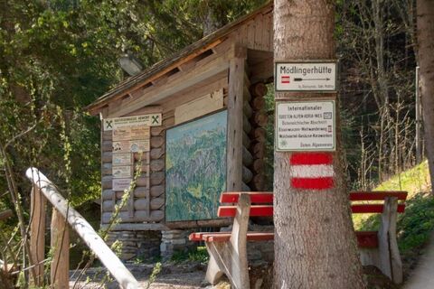 Infotafel am Startpunkt-Parkplatz