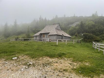 Fotografija s spletne strani Andrew clarke na poti