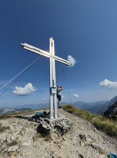 Fotografija s spletne strani Sandy na poti