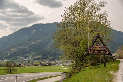 Entlang der Strasse zurück nach Ardning